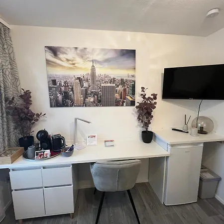 Einzelzimmer Mit Privatem Bad Naehe Ulmer Donautal - Ideal Fuer Geschaeftsreisen * Ulm