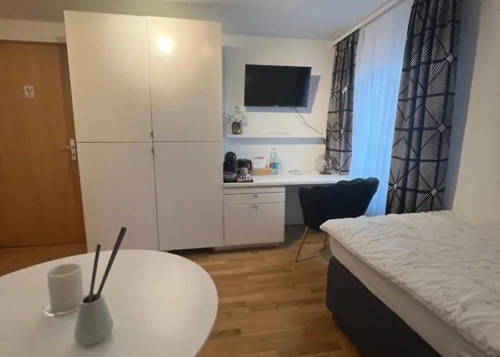 Daire Einzelzimmer Mit Privatem Bad Naehe Ulmer Donautal - Ideal Fuer Geschaeftsreisen