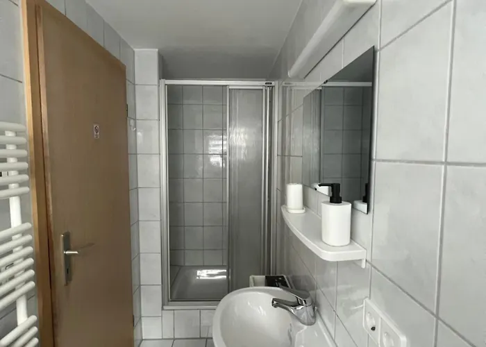 Einzelzimmer Mit Privatem Bad Naehe Ulmer Donautal - Ideal Fuer Geschaeftsreisen * Ulm