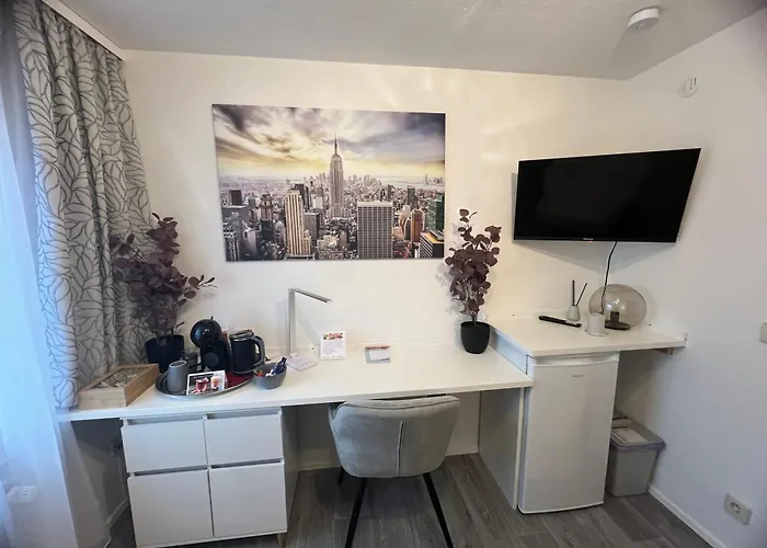 Einzelzimmer Mit Privatem Bad Naehe Ulmer Donautal - Ideal Fuer Geschaeftsreisen * Ulm